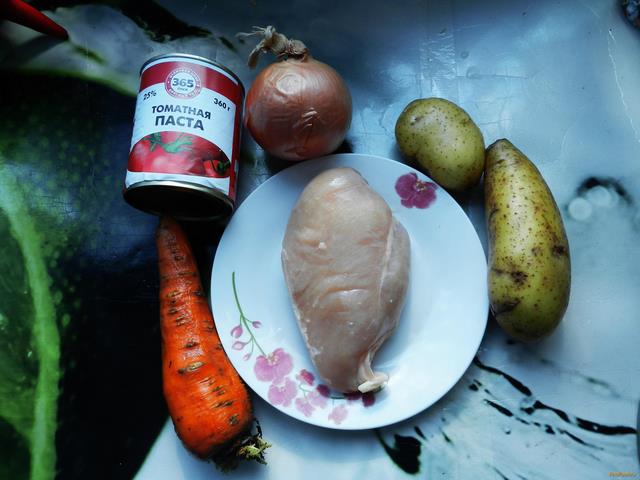 Курица в томатном соусе в мультиварке рецепт с фото 1-го шага 