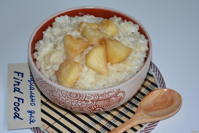 Молочная рисовая каша с карамелизированными яблоками рецепт с фото 8-го шага 