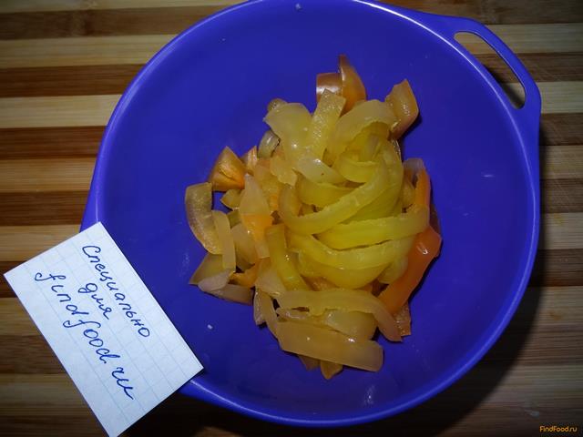 Тушеная капуста с болгарским перцем и томатной пастой в мультиварке рецепт с фото 4-го шага 