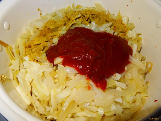 Тушеная капуста с болгарским перцем и томатной пастой в мультиварке рецепт с фото 7-го шага 
