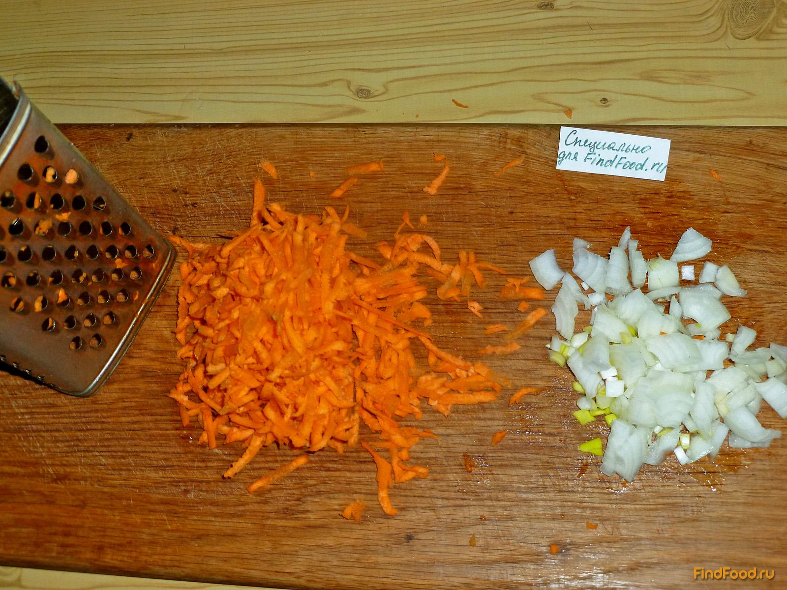 Перловая каша с курицей и грибами в горшочке рецепт с фото 2-го шага 