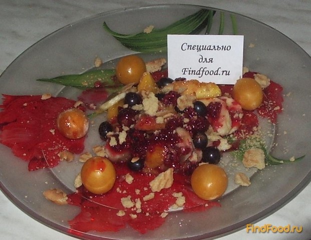 Салат ягодный микс с малиновым сиропом рецепт с фото 7-го шага 