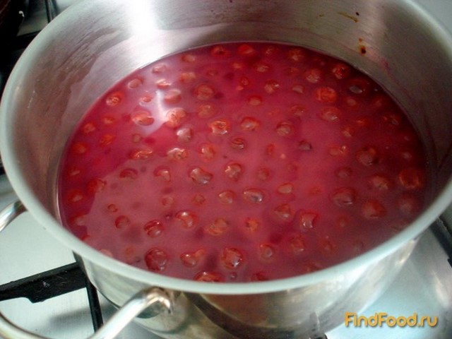 Кисель вишнёво - малиновый с ягодами рецепт с фото 6-го шага 