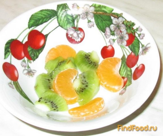 Кисель из ягод со свежими фруктами рецепт с фото 4-го шага 