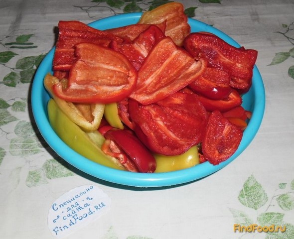 Болгарский перец в томатной заливке на зиму рецепт с фото 1-го шага 