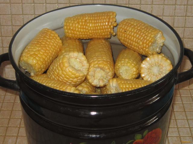 Замороженная вареная кукуруза рецепт с фото 2-го шага 