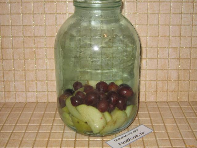 Яблочно-сливовый компот на зиму рецепт с фото 6-го шага 