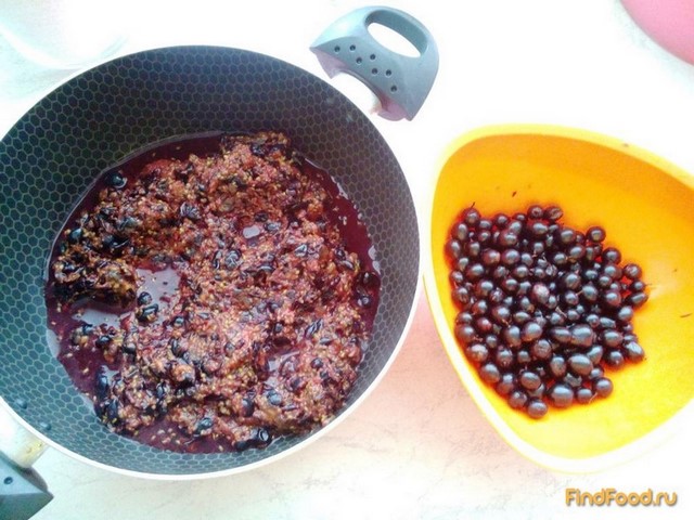 Варенье из черной смородины рецепт с фото 3-го шага 
