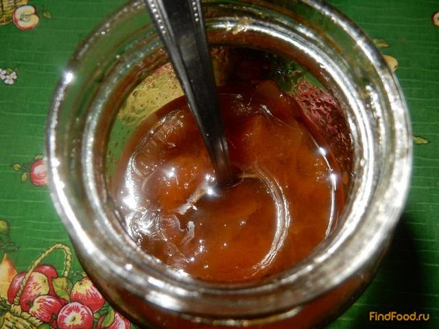 Компот из сушеных яблок  с курагой и абрикосовым вареньем рецепт с фото 4-го шага 