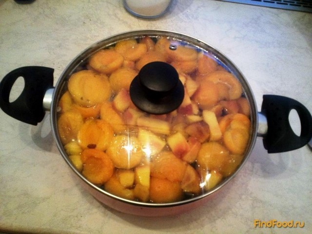 Абрикосово-персиковый компот рецепт с фото 5-го шага 