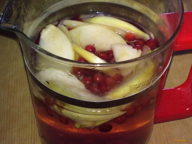 Чай бруснично-яблочный рецепт с фото 4-го шага 