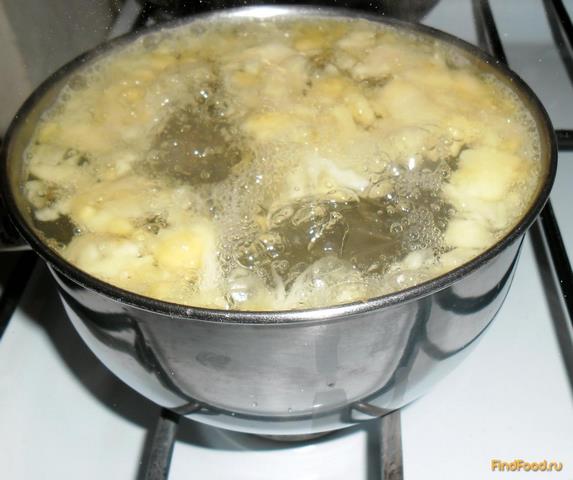 Компот из ананасов рецепт с фото 2-го шага 