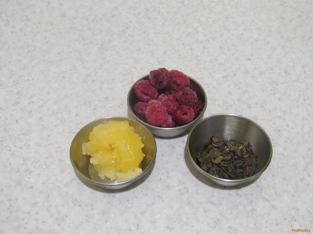 Зеленый чай с ягодами малины рецепт с фото 1-го шага 