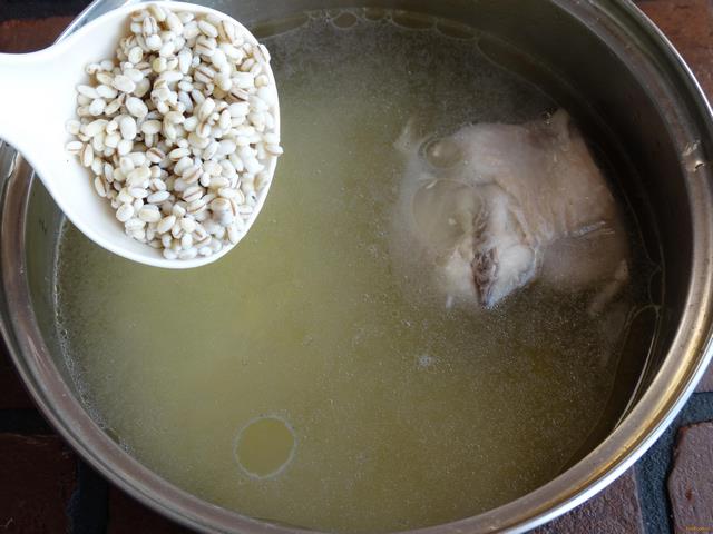Суп с перловкой рецепт с фото 4-го шага 