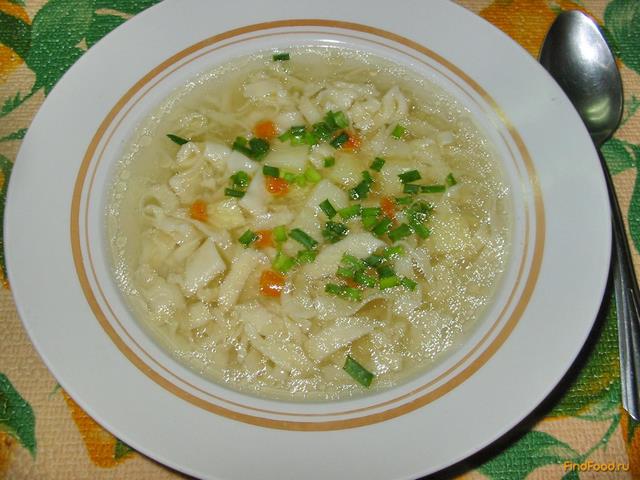 Суп на курином бульоне с домашней лапшой рецепт с фото 13-го шага 