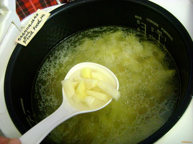 Английский суп с копченым сыром рецепт с фото 3-го шага 