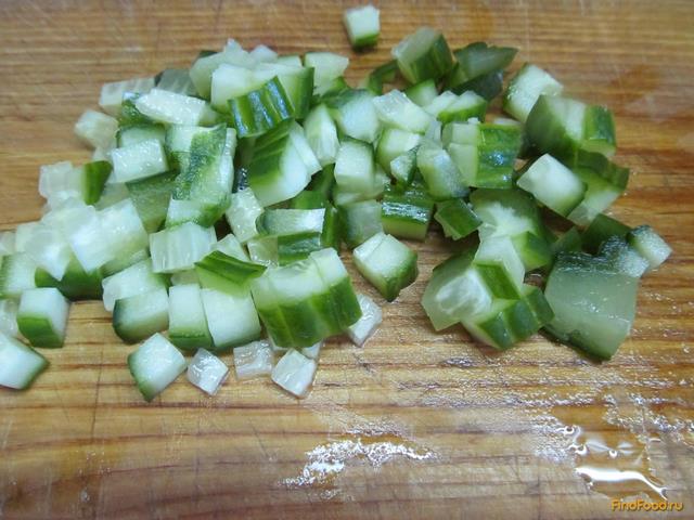 Салат из салями капусты и кукурузы рецепт с фото 4-го шага 