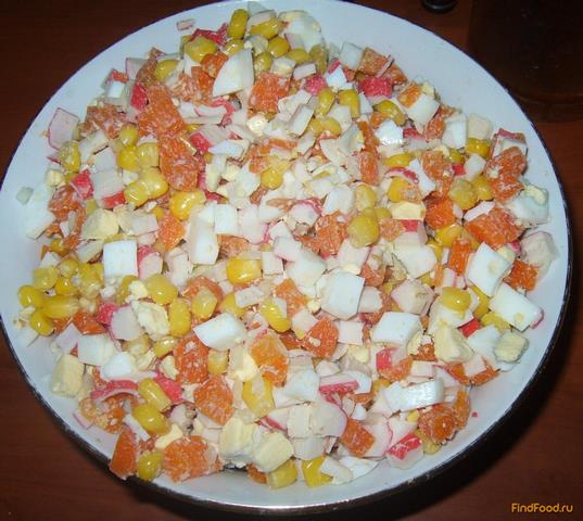 Салат с крабовыми палочками кукурузой и морковью рецепт с фото 8-го шага 