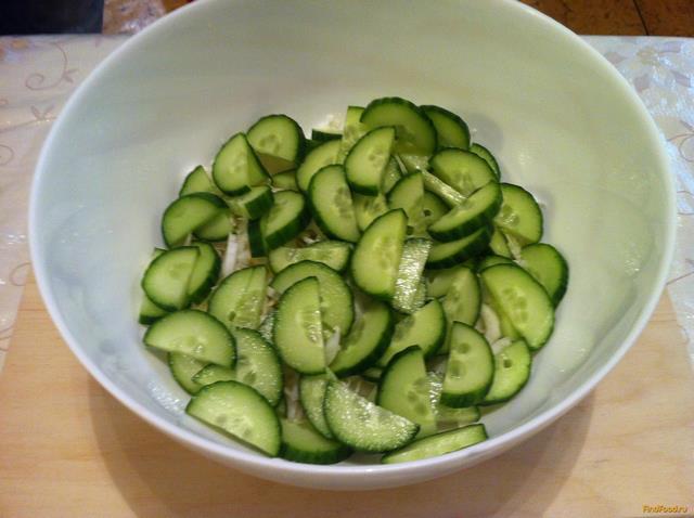 Салат овощной с авокадо рецепт с фото 2-го шага 