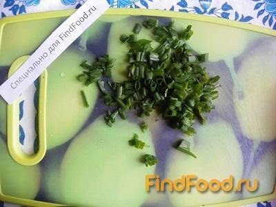 Салат с листьями одуванчика рецепт с фото 3-го шага 