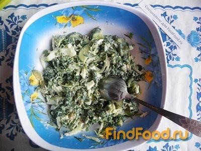 Салат с листьями одуванчика рецепт с фото 10-го шага 