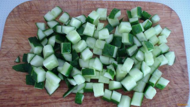 Салат овощной с сыром и зеленью рецепт с фото 3-го шага 