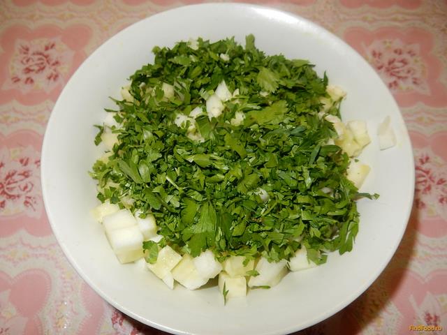 Салат из огурцов с петрушкой и чесноком рецепт с фото 5-го шага 