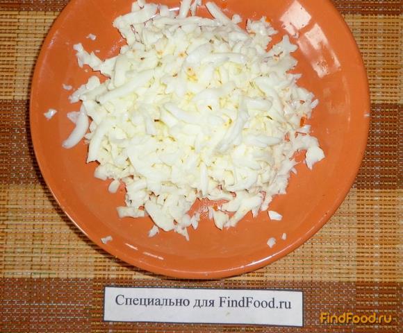Слоеный салат с сыром и уткой рецепт с фото 9-го шага 