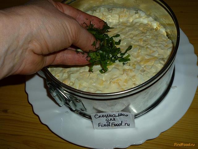 Крабовый салат с клубникой рецепт с фото 13-го шага 