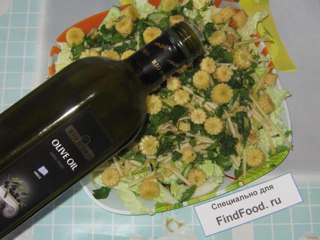 Салат с маринованными початками кукурузы огурцами и яблоком рецепт с фото 10-го шага 