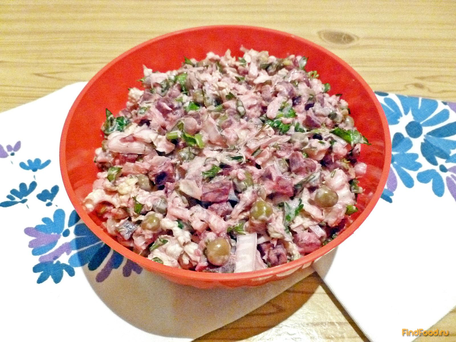Рыбный салат со свеклой рецепт с фото 11-го шага 