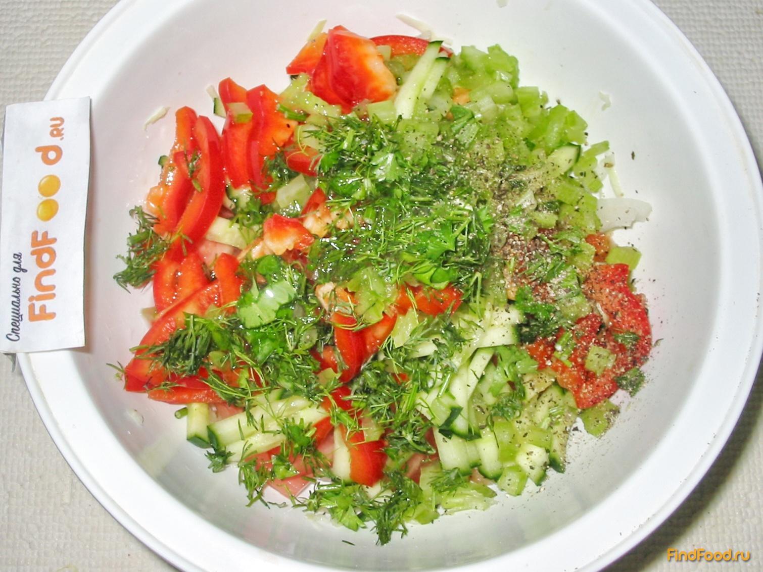 Овощной салат с сельдереем рецепт с фото 9-го шага 