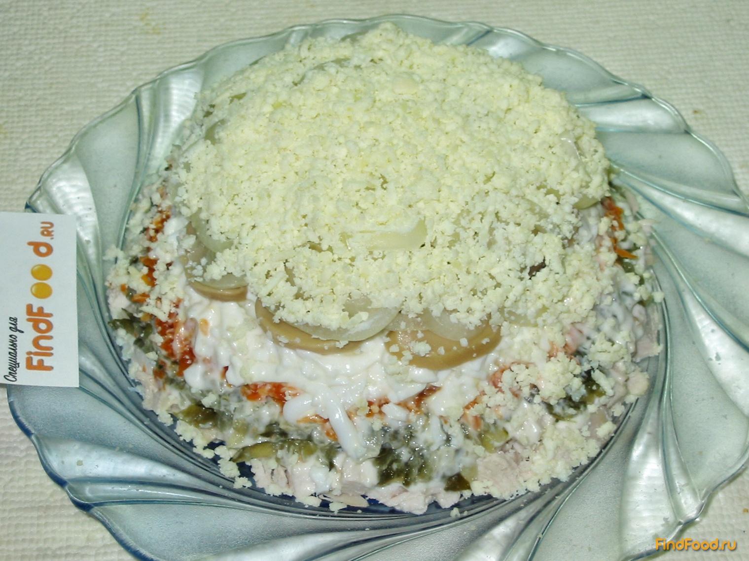 Слоёный салат с курицей и грибами рецепт с фото 16-го шага 
