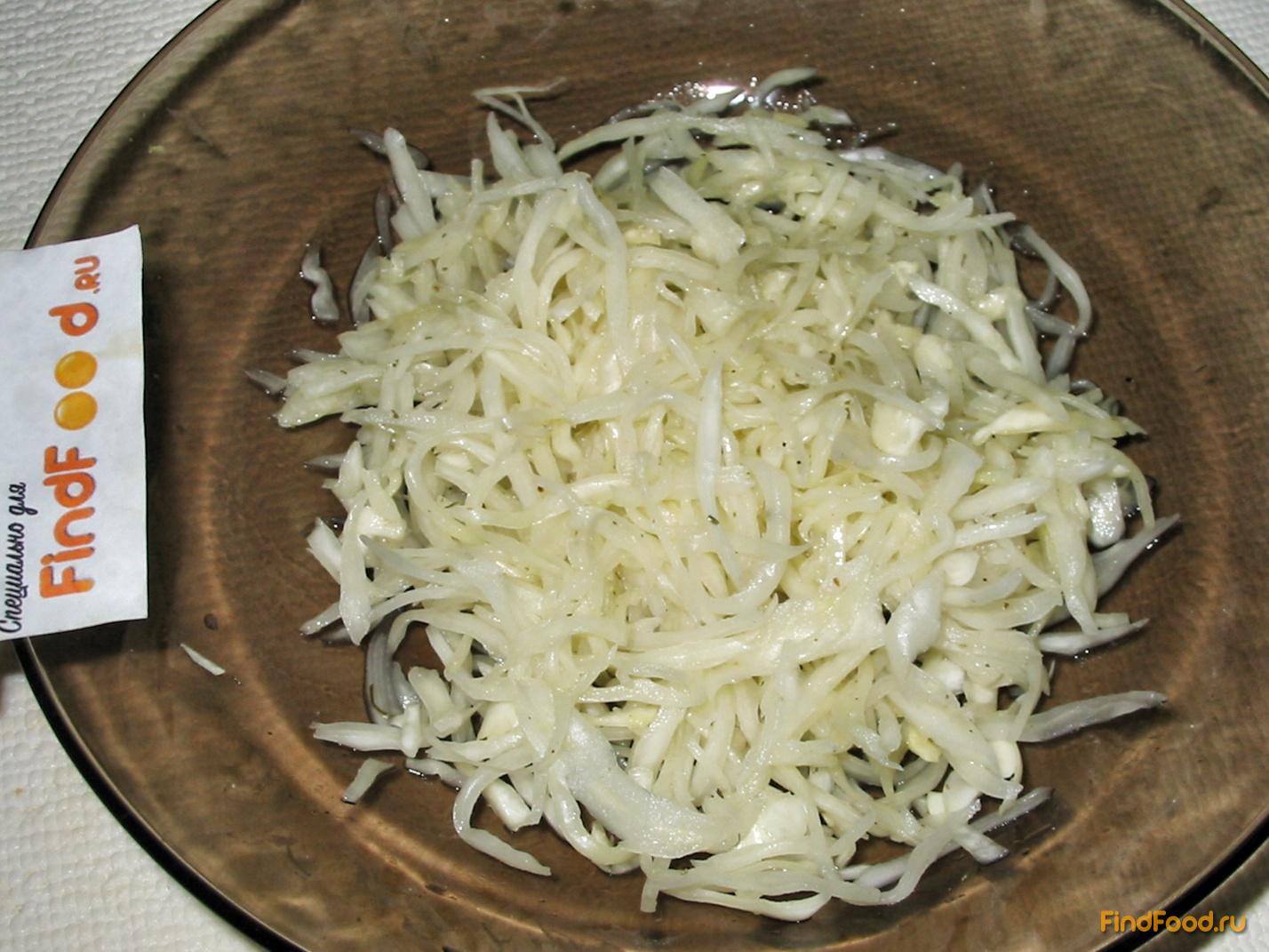 Салат из капусты и редьки рецепт с фото 2-го шага 
