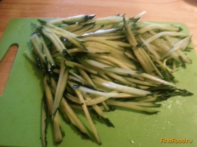 Китайский острый салат из огурцов рецепт с фото 1-го шага 