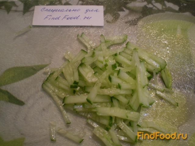Салат из сардины и свежего огурца рецепт с фото 3-го шага 