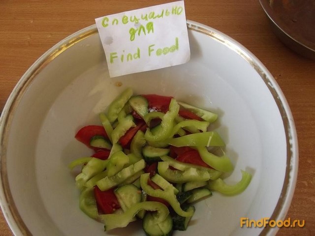 Овощной салат с шампиньонами рецепт с фото 3-го шага 