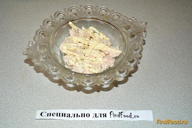 Салат с груздями и ананасами рецепт с фото 3-го шага 