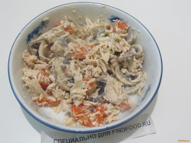 Салат из курицы с грибами рецепт с фото 4-го шага 