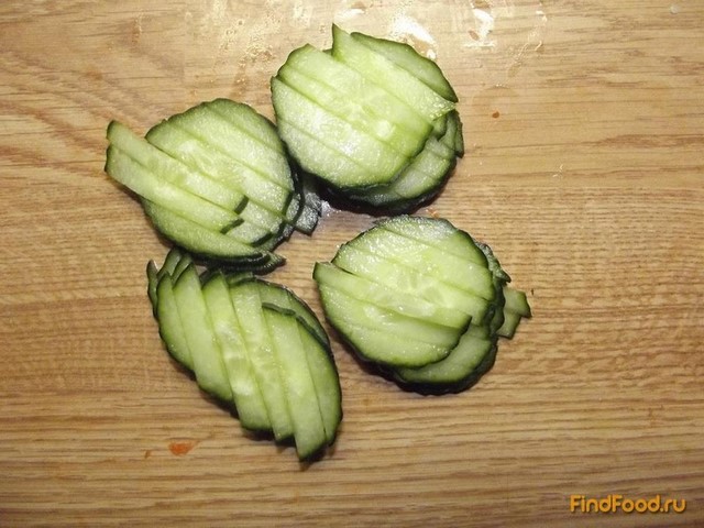 Салат с капустой и зеленым горошком рецепт с фото 3-го шага 