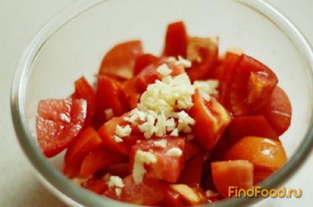 Салат с сыром и помидорами рецепт с фото 2-го шага 