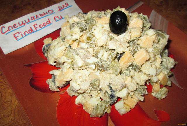 Салат с оливками и курицей рецепт с фото 6-го шага 