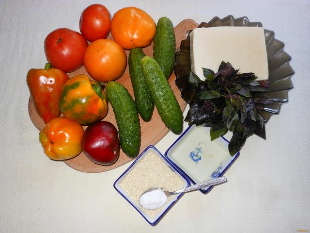 Овощной салат с кунжутом рецепт с фото 1-го шага 