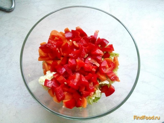 Овощной салат с пекинской капустой рецепт с фото 4-го шага 