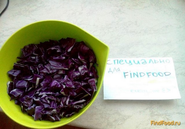 Капустный салат с нежной заправкой рецепт с фото 2-го шага 
