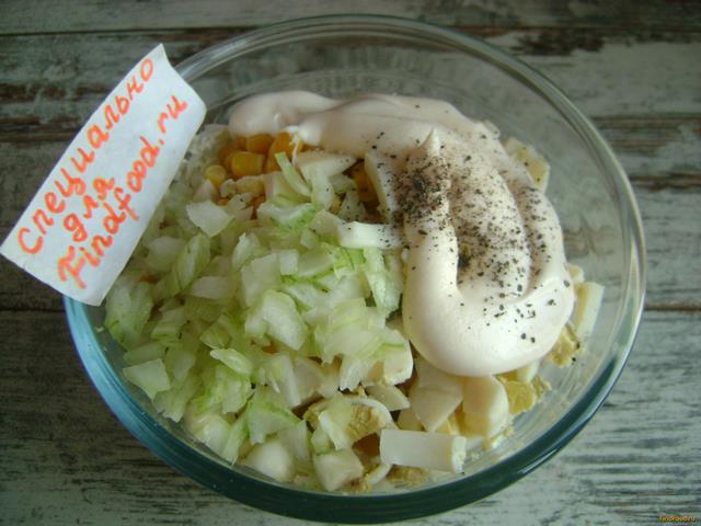 Салат с треской и пекинской капустой рецепт с фото 6-го шага 
