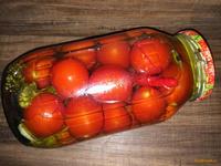 Маринованные помидоры  с острым перцем рецепт с фото