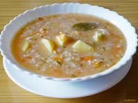 Рисовый суп с капустой и фасолью