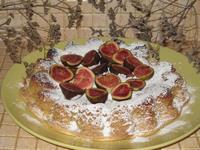 Бисквитный пирог с инжиром рецепт с фото