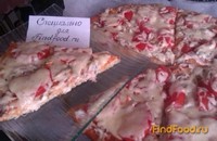 Пицца с курицей и помидорами рецепт с фото